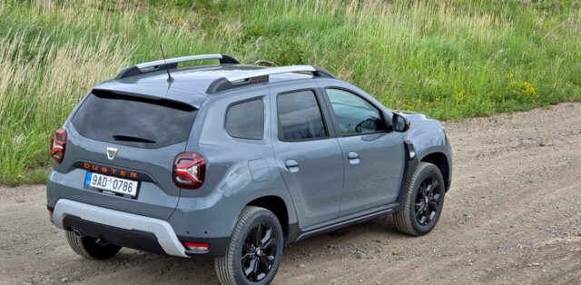 Test-2022-Dacia_Duster_Blue_dCi_115- (6)