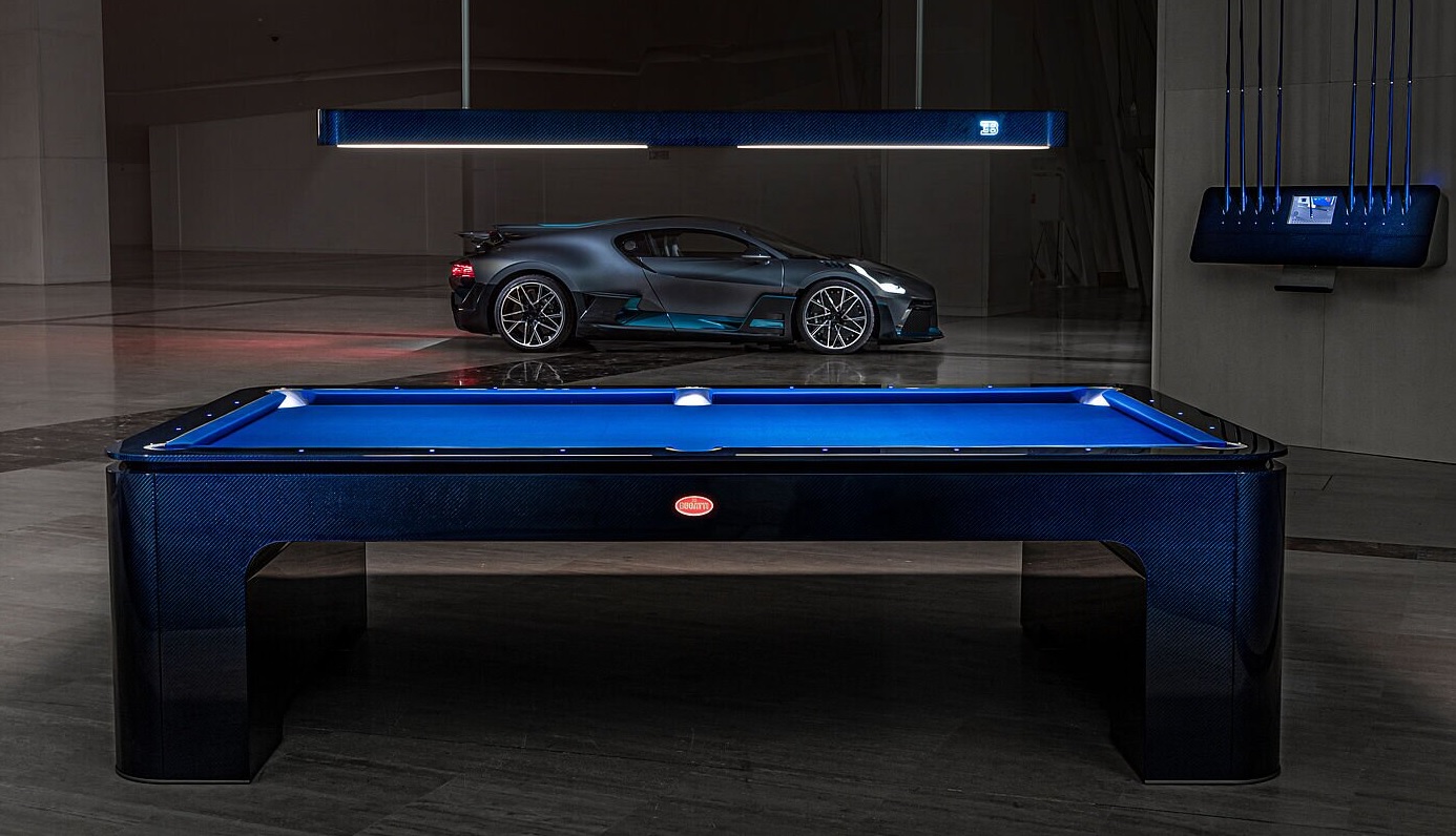 Bugatti dalo vzniknout opravdu jedinečnému kulečníkovému stolu. Je navržen, aby čelil i vlnám oceánu