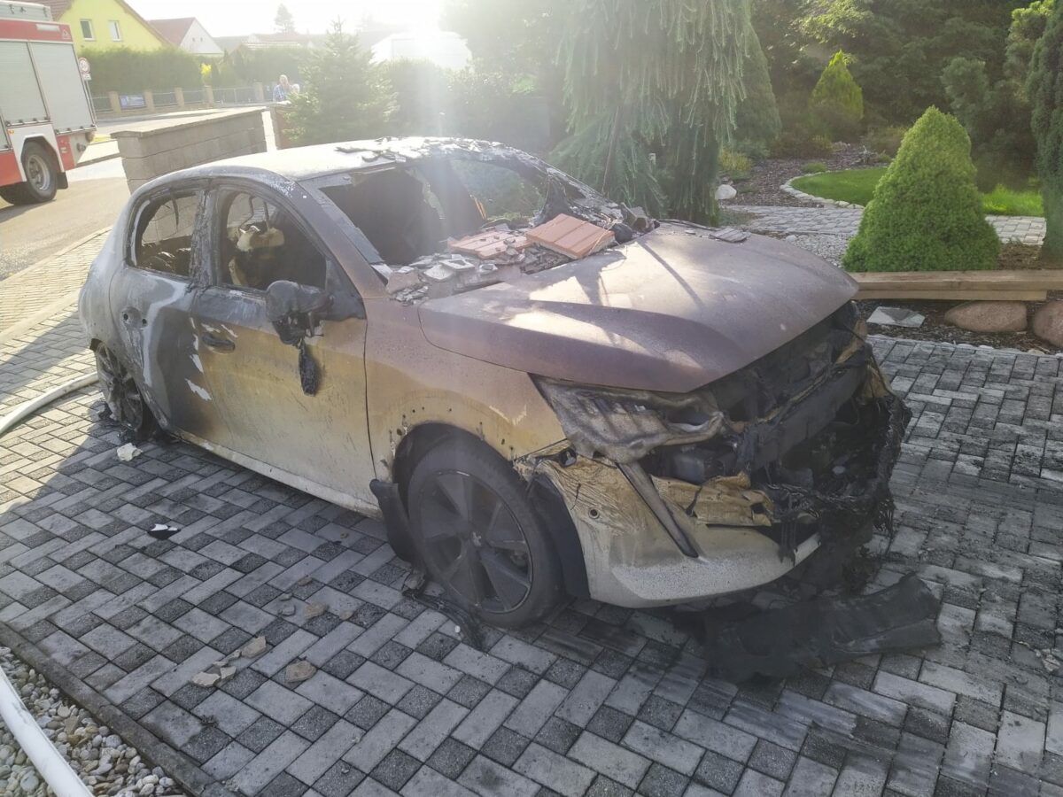 pozar-elektromobil-1