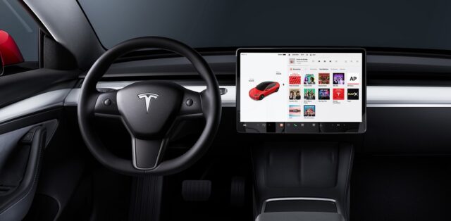 tesla-interier