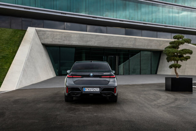 BMW M760e xDrive