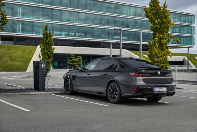 BMW M760e xDrive