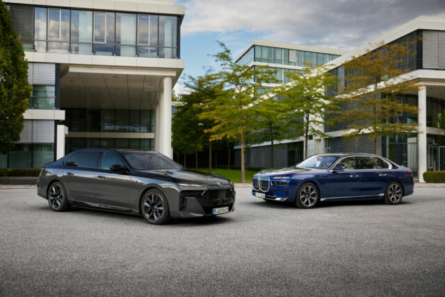 2022-bmw_m760e-a-bmw_740d_xdrive-1