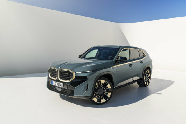 BMW XM (2022)