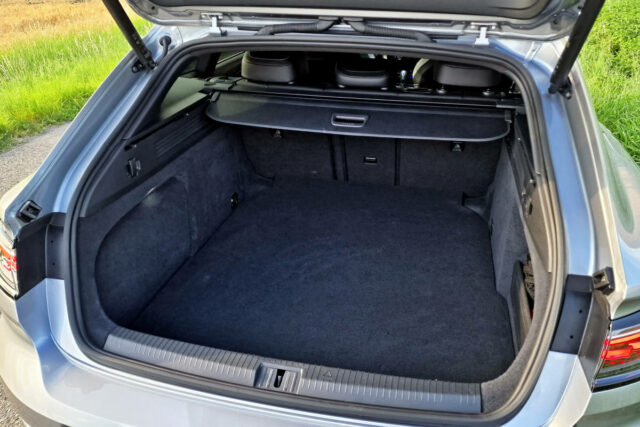 Test Volkswagen Arteon Shooting Brake 2.0 TDI DSG 4Motion (2022)