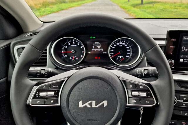 Test Kia Ceed 1.0 T-GDI 88 kW (2022)