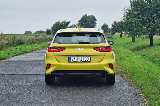 Test Kia Ceed 1.0 T-GDI 88 kW (2022)