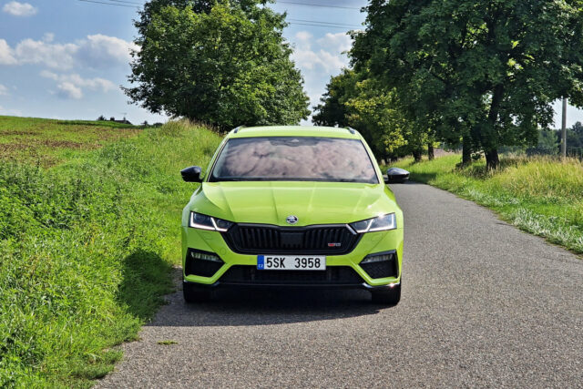 Škoda Octavia Combi RS (2022)
