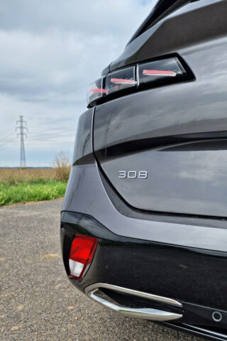 Test Peugeot 308 SW GT 1.2 PureTech 130 EAT8 (2022)