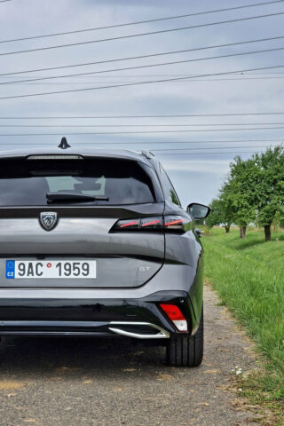 Test Peugeot 308 SW GT 1.2 PureTech 130 EAT8 (2022)