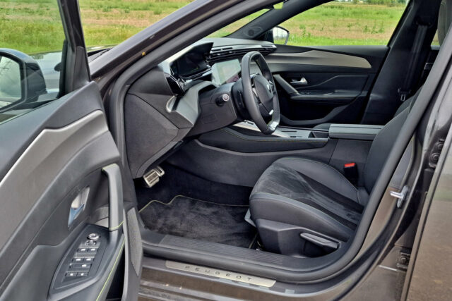 Test Peugeot 308 SW GT 1.2 PureTech 130 EAT8 (2022)