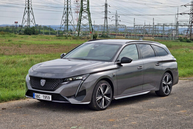 Test Peugeot 308 SW GT 1.2 PureTech 130 EAT8 (2022)