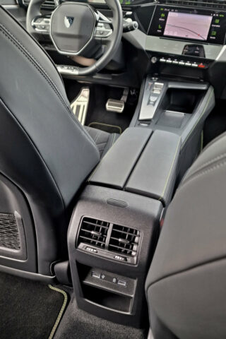 Test Peugeot 308 SW GT 1.2 PureTech 130 EAT8 (2022)