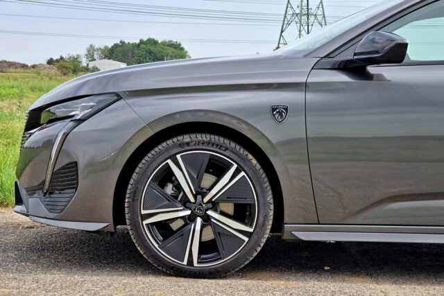 Test Peugeot 308 SW GT 1.2 PureTech 130 EAT8 (2022)