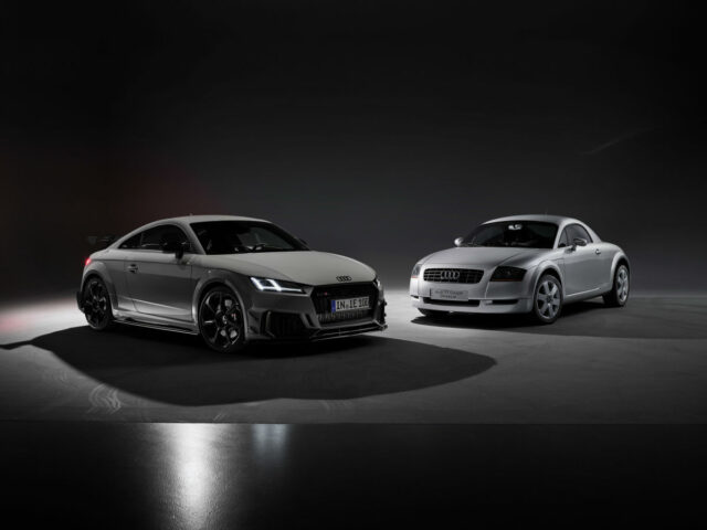 25let Audi TT: první a třetí generace