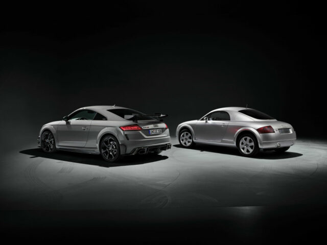 25let Audi TT: první a třetí generace