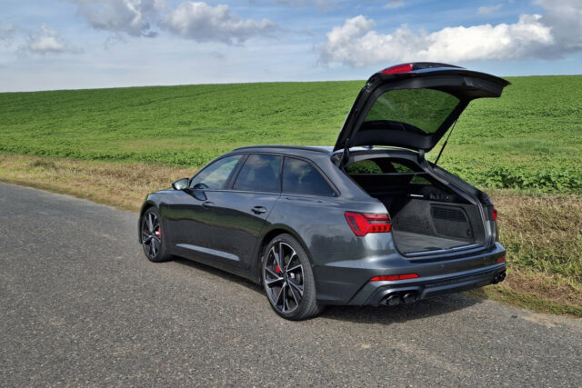 Test Audi S6 Avant 3.0 TDI quattro (2022)