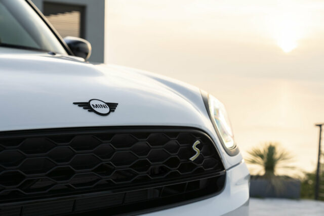 MINI Cooper SE Countryman ALL4 edice Untamed