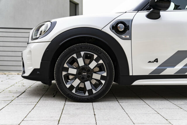 MINI Cooper SE Countryman ALL4 edice Untamed