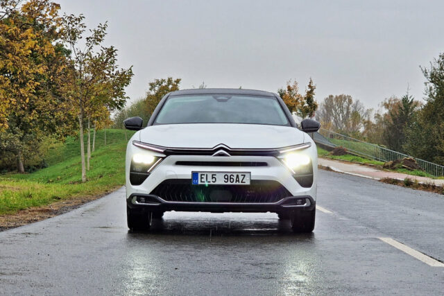 Test Citroën C5 X PLUG-IN HYBRID 225 ë-EAT8 (2022)
