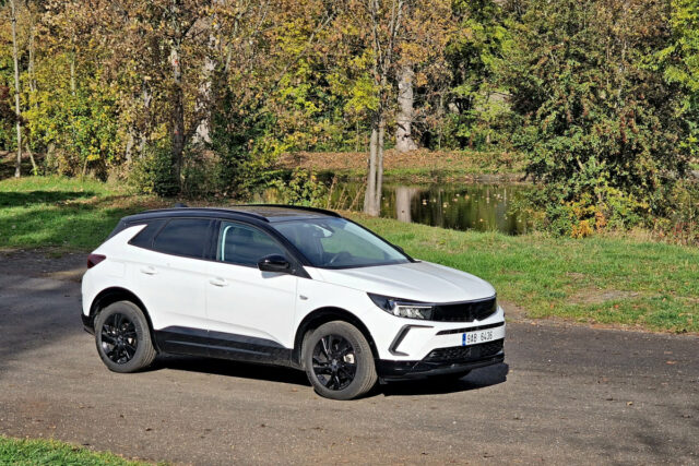 Test Opel Grandland GS Line 1.5 CDTI 130 k AT8 (2022)