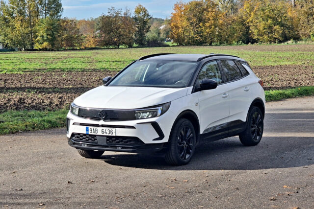 Test Opel Grandland GS Line 1.5 CDTI 130 k AT8 (2022)