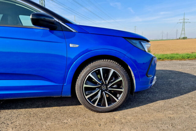 Test Opel Grandland PHEV 300 k 4×4 8AT | plug-in hybrid (2022)