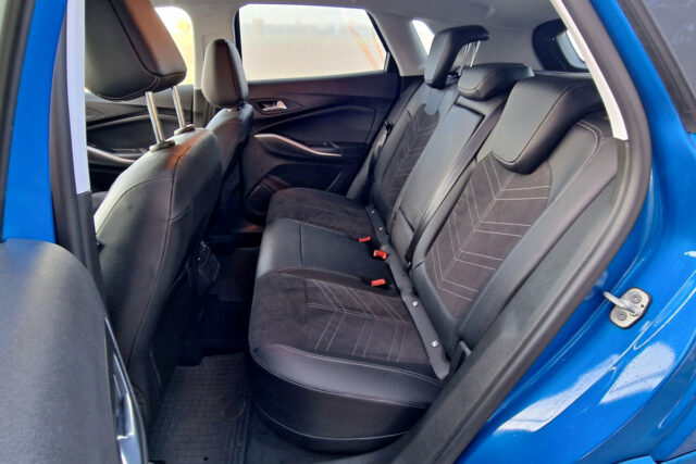 Test Opel Grandland PHEV 300 k 4×4 8AT | plug-in hybrid (2022)