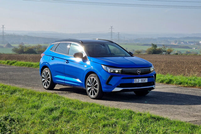 Test Opel Grandland PHEV 300 k 4×4 8AT | plug-in hybrid (2022)