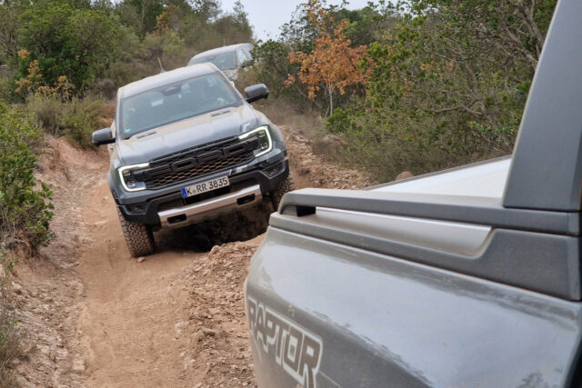 Ford Ranger Raptor 3.0 EcoBoost V6 Twin-Turbo e-4WD