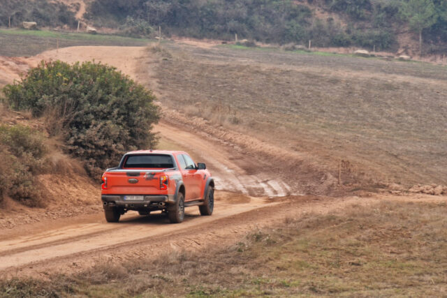 Ford Ranger Raptor 3.0 EcoBoost V6 Twin-Turbo e-4WD