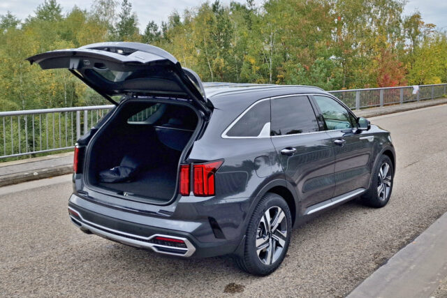 Test Kia Sorento 1.6 T-GDi PHEV 4x4 | plug-in hybrid (2022)