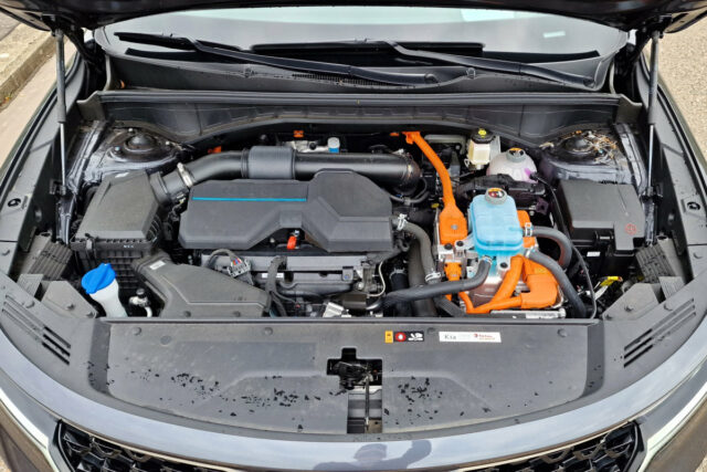 Test Kia Sorento 1.6 T-GDi PHEV 4x4 | plug-in hybrid (2022)