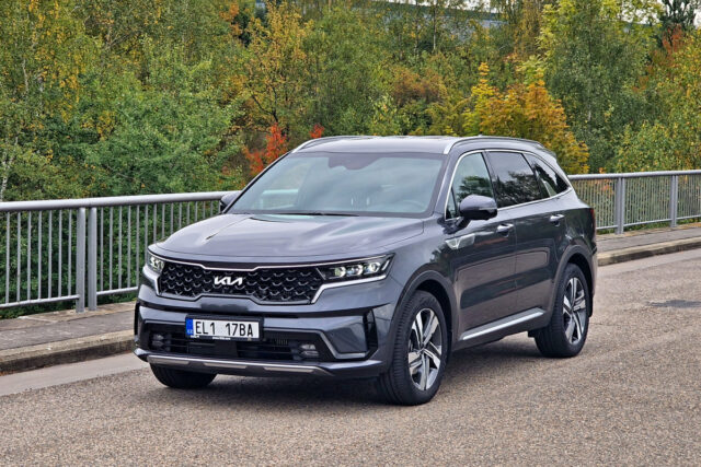Test Kia Sorento 1.6 T-GDi PHEV 4x4 | plug-in hybrid (2022)
