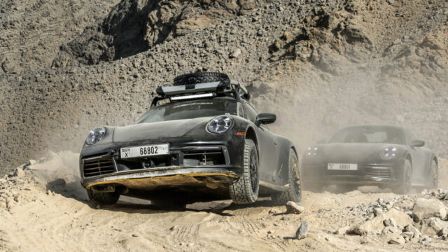 Testování Porsche 911 Dakar