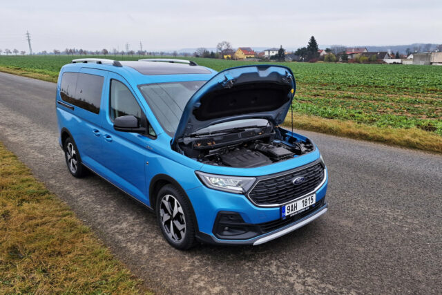 Test Ford Grand Tourneo Connect Active 2.0 EcoBlue Powershift (2022)