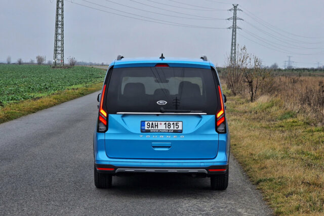 Test Ford Grand Tourneo Connect Active 2.0 EcoBlue Powershift (2022)