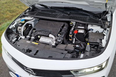 Test Opel Astra 1.2 Turbo (2022)