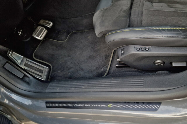 Test Peugeot 508 PSE (2022)