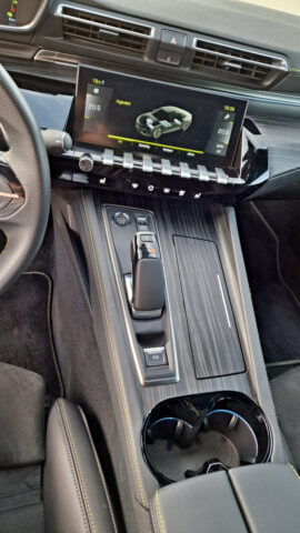 Test Peugeot 508 PSE (2022)