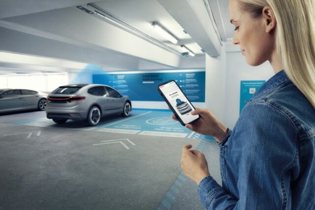 automaticke_parkovani-mercedes-benz-bosch