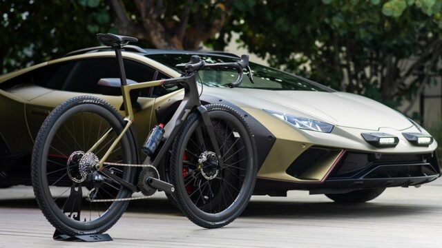 Ti, kteří nemají na Lamborghini Sterrato, mohou jásat. Italové uvedli jeho levnější a ekologičtější verzi