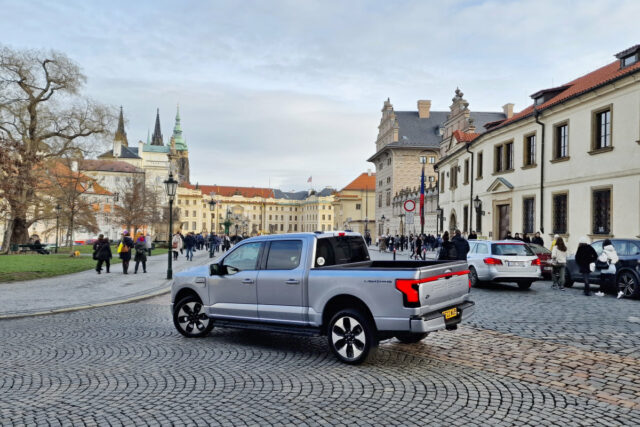 Test Ford F-150 Lightning | elektromobil (2022)