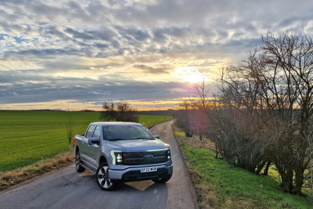 Test Ford F-150 Lightning | elektromobil (2022)