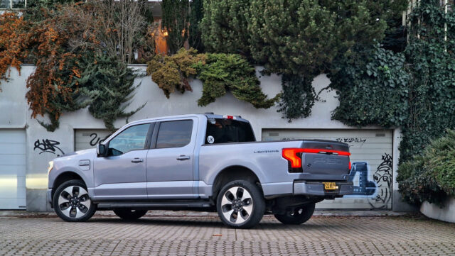 Test Ford F-150 Lightning | elektromobil (2022)