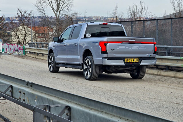 Test Ford F-150 Lightning | elektromobil (2022)