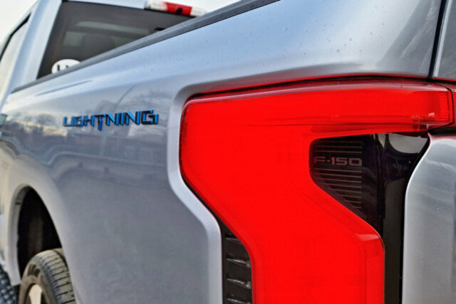 Test Ford F-150 Lightning | elektromobil (2022)