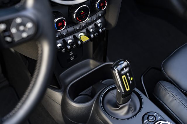 MINI Cooper SE Cabrio