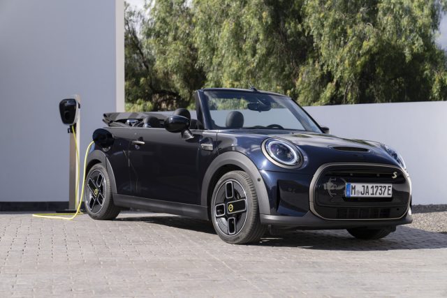 MINI Cooper SE Cabrio