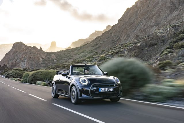 MINI Cooper SE Cabrio